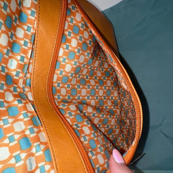 HOBO The Original Zander Tangerine, Leather Shoulder Bag NWT - Picture 7 of 12